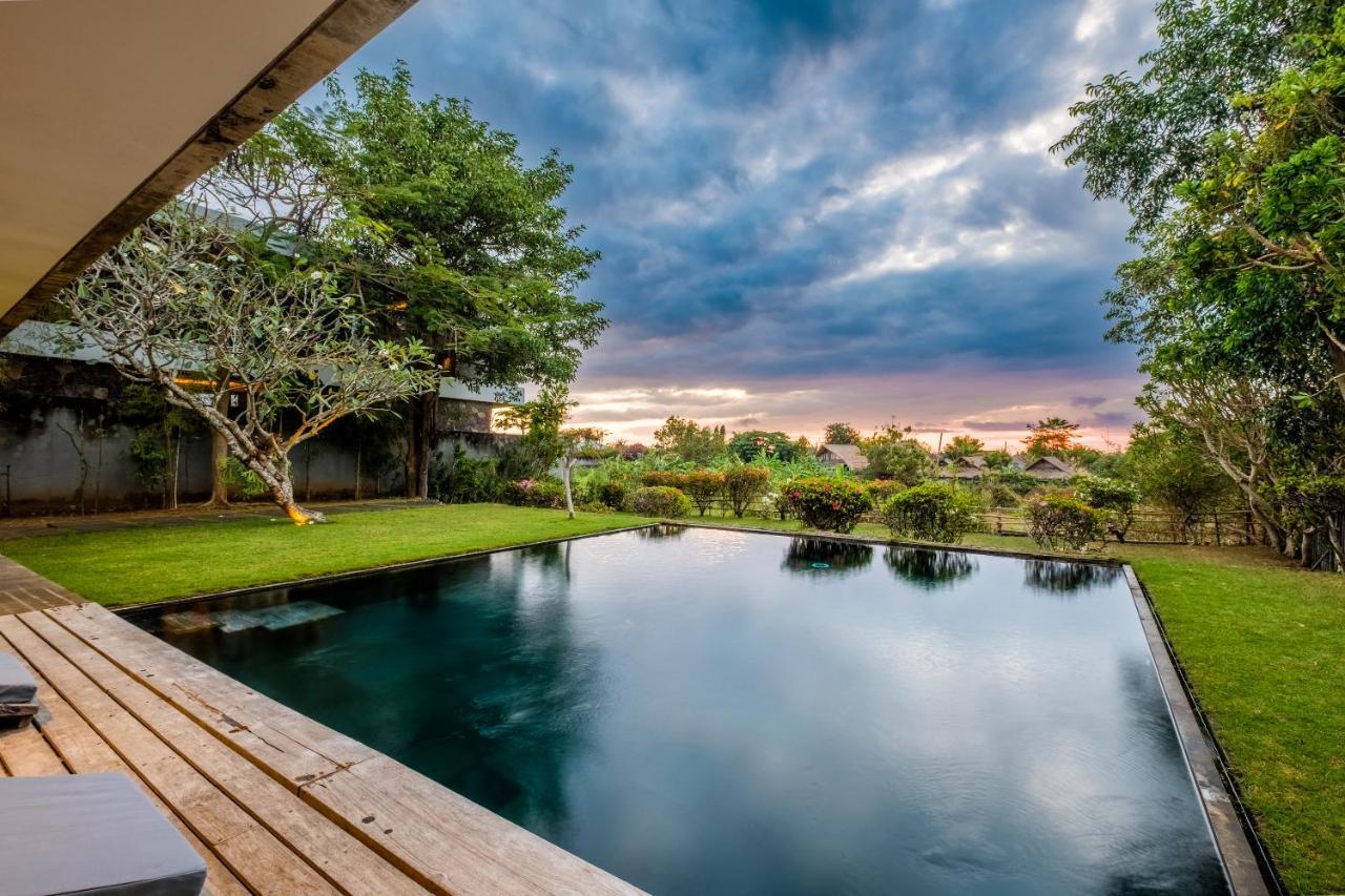 Balangan Beach Nakar Villa Jimbaran Exterior foto